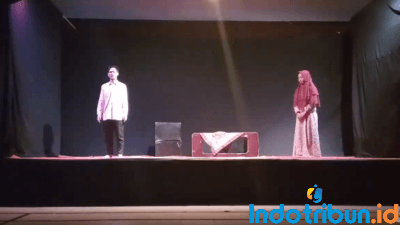 Live Pentas Tunggal dan Diesnatalis Teater Kopi Ke-8 UNITRI