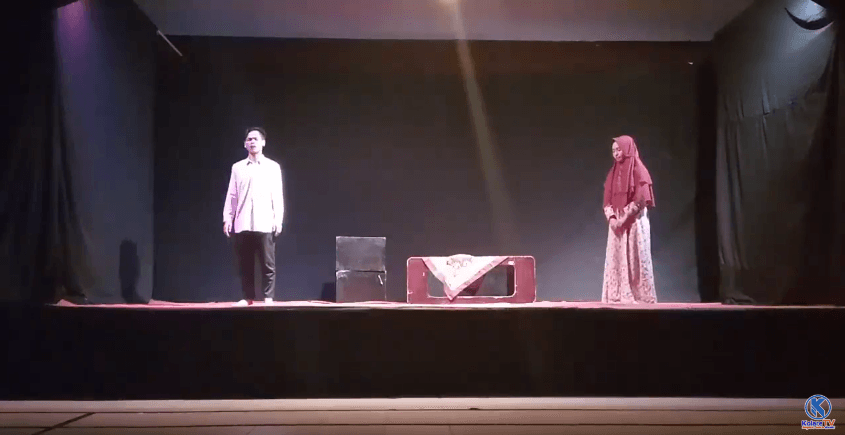Live Pentas Tunggal dan Diesnatalis Teater Kopi Ke-8 UNITRI