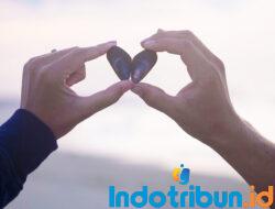 Seperti Halnya Salat Cinta Tidak Sah Tanpa Adanya Kesucian