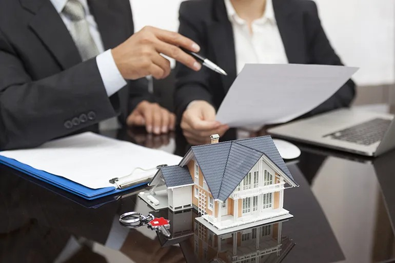 Attorney for a Dispute Over a Collapsed Real Estate Transaction