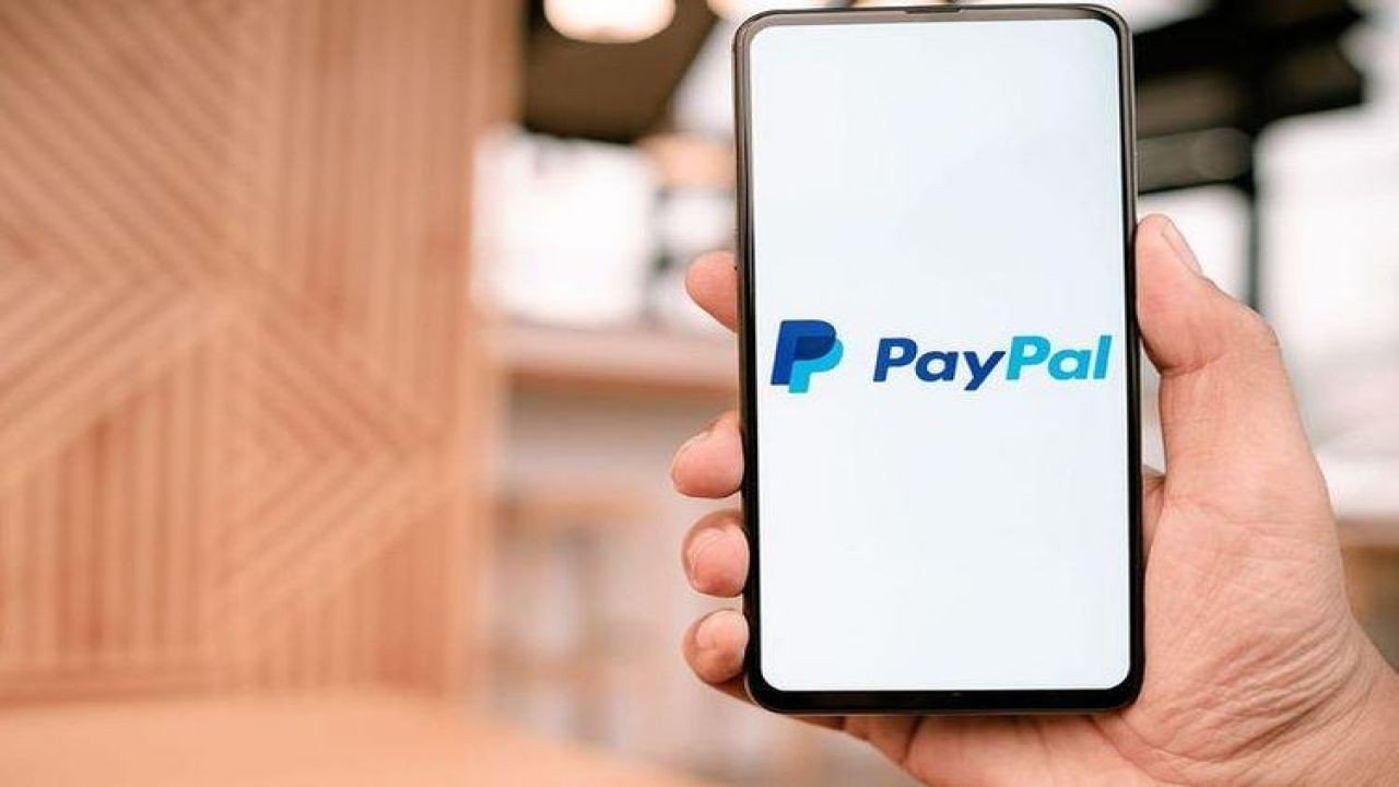 The True Cost of Accepting Payments with PayPal Canada