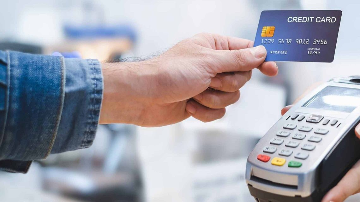 Understanding Processing Fees Before You Accept Credit Card Payments Online